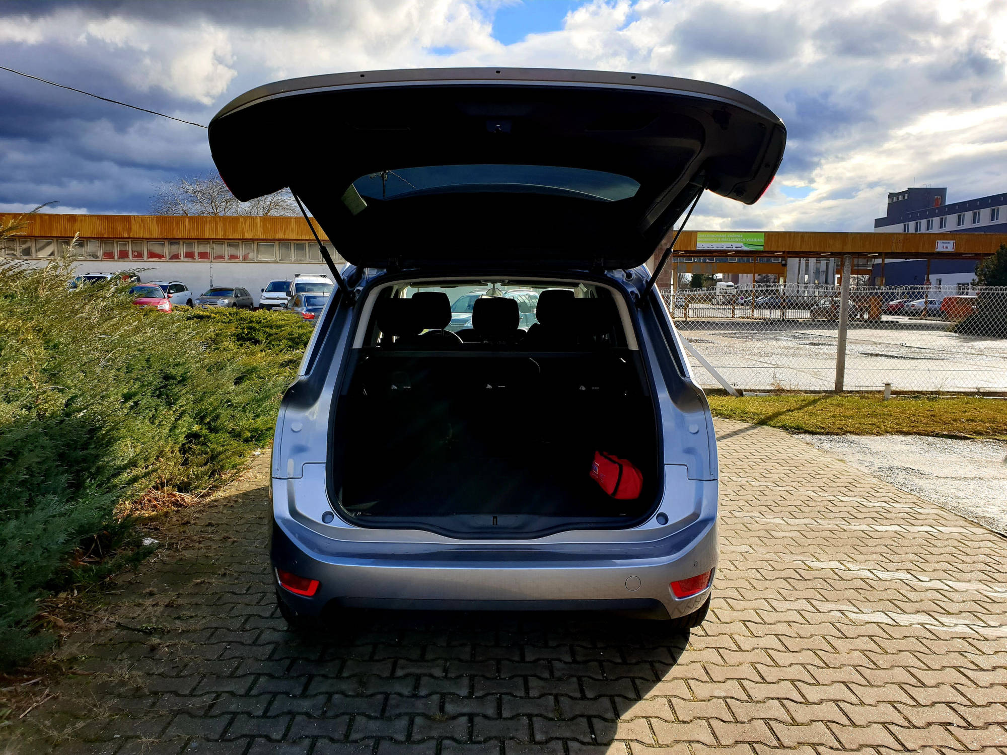 Citroën Grand C4 SpaceTourer sivá Artense