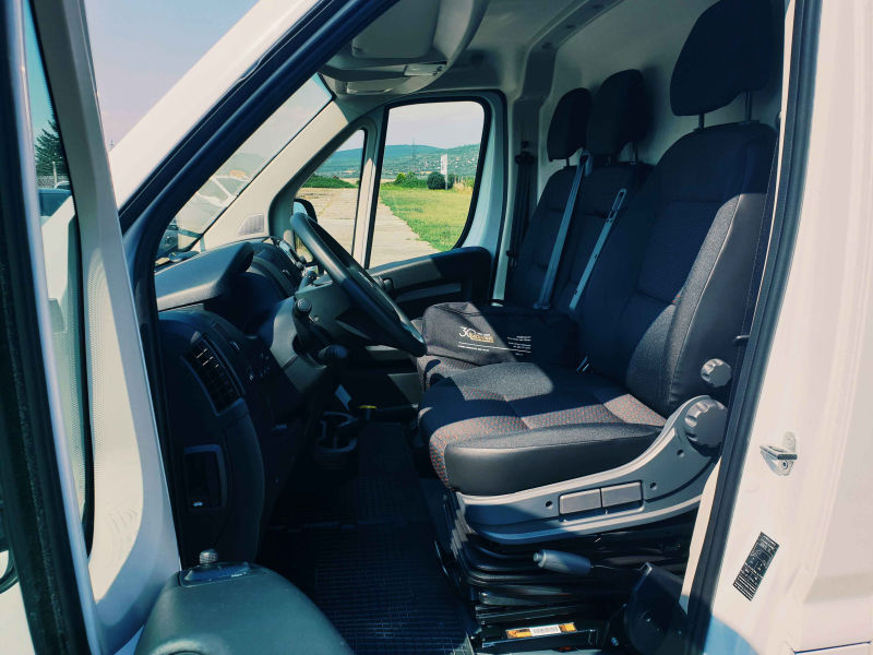 Citroën Jumper Furgon interiér